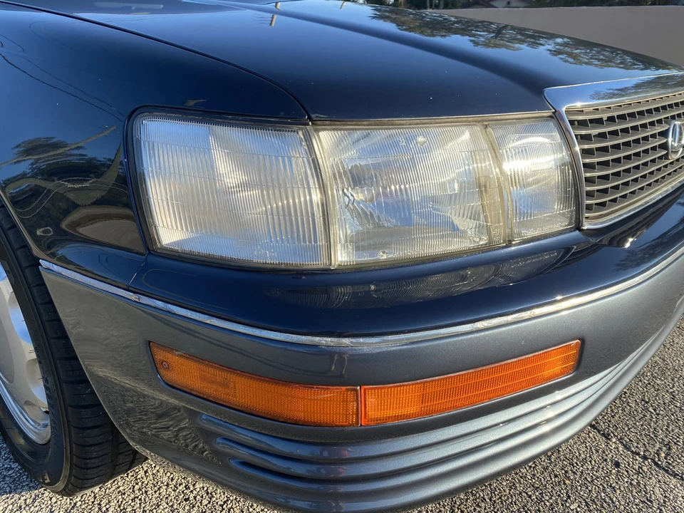 1993 Lexus LS 1st Gen - Image 24 of 31