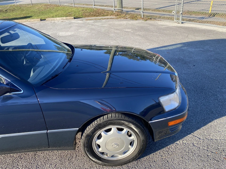 1993 Lexus LS 1st Gen - Image 18 of 31