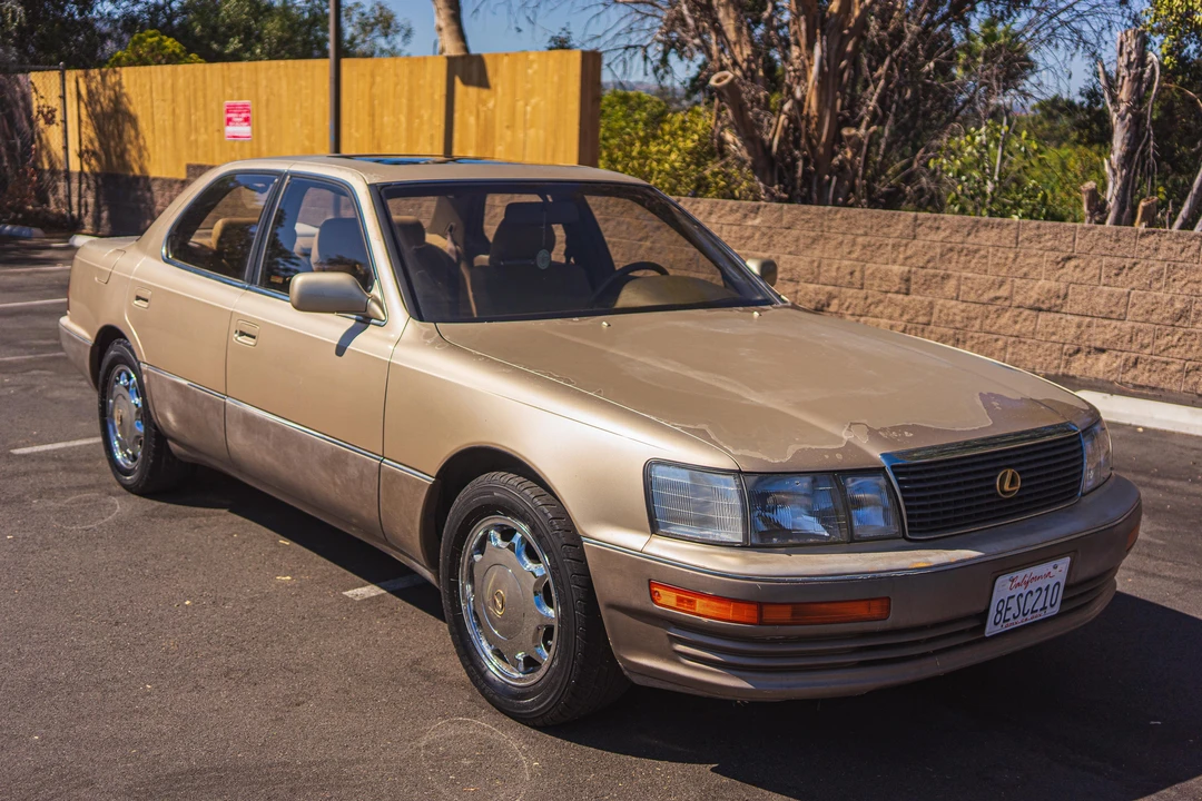 1993 Lexus LS 1st Gen - Image 2 of 28