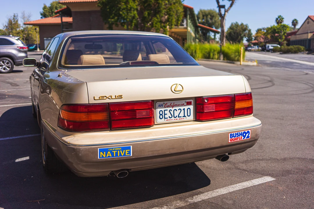 1993 Lexus LS 1st Gen - Image 11 of 28