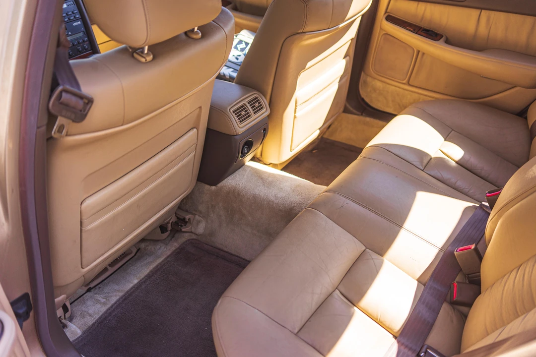 1993 Lexus LS 1st Gen - Image 26 of 28