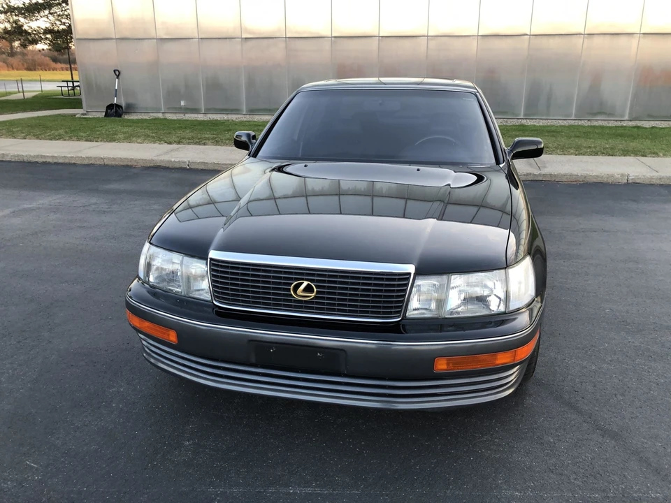 1993 Lexus LS 1st Gen - Image 9 of 31