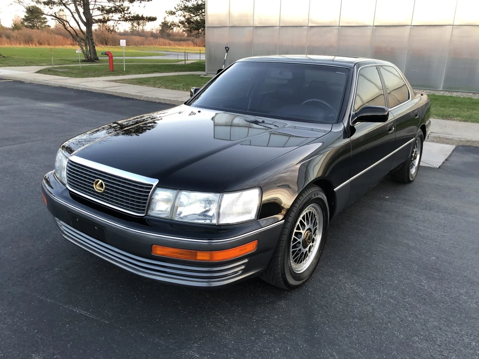 1993 Lexus LS 1st Gen - Image 11 of 31