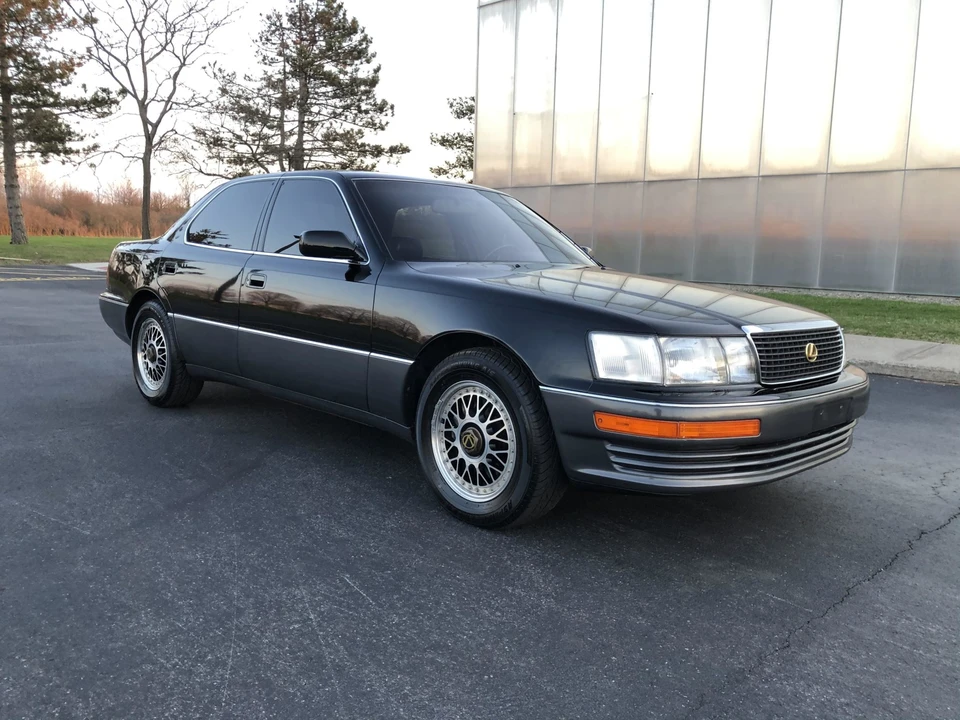 1993 Lexus LS 1st Gen - Image 3 of 31