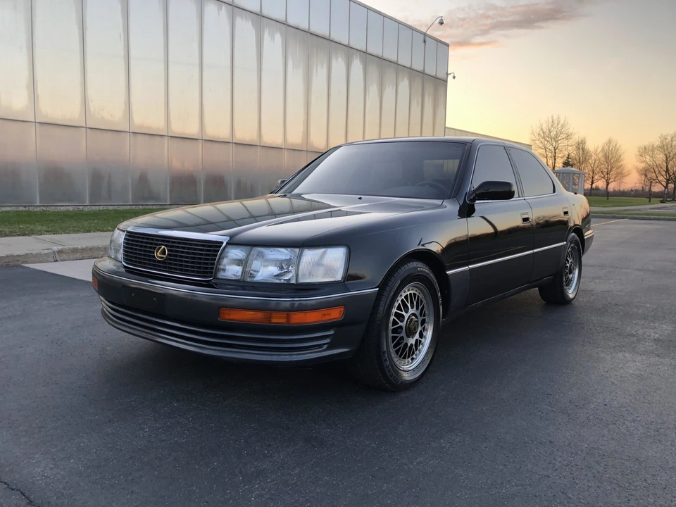 1993 Lexus LS 1st Gen - Image 13 of 31