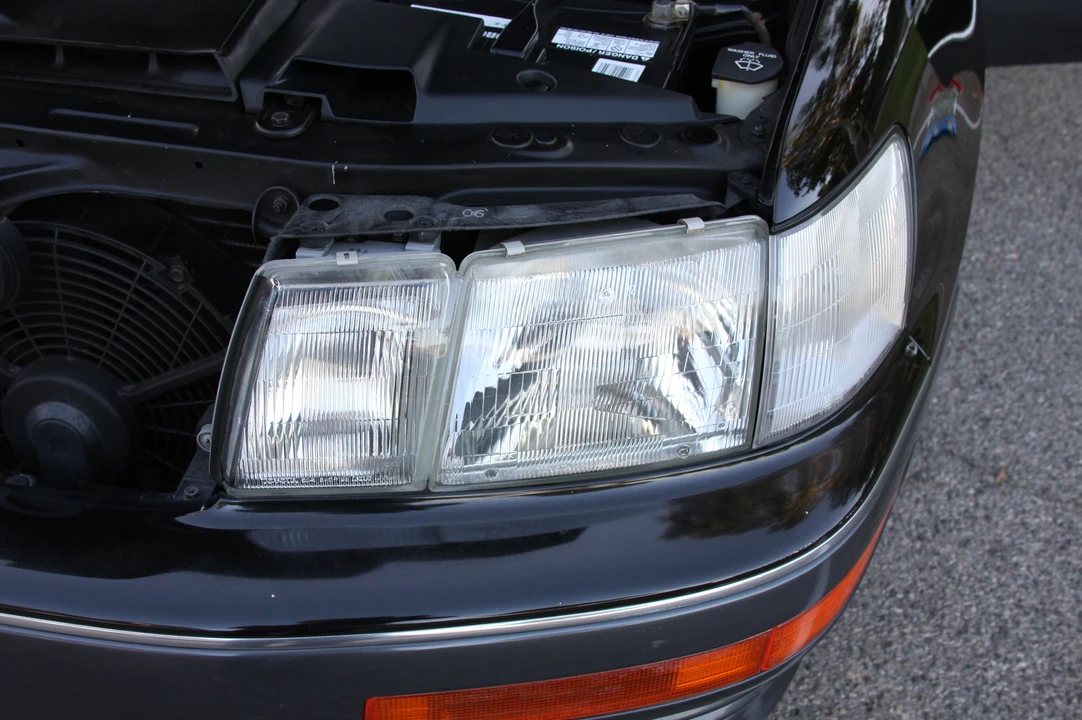 1993 Lexus LS 1st Gen - Image 24 of 31