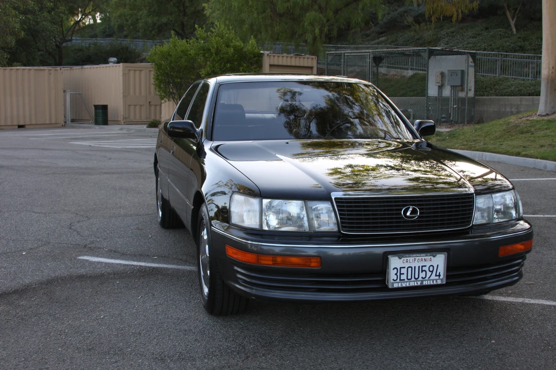 1993 Lexus LS 1st Gen - Image 5 of 31