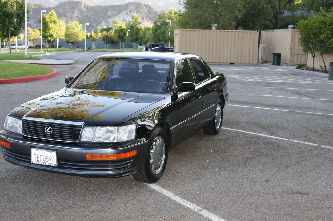 1993 Lexus LS 1st Gen - Image 8 of 31
