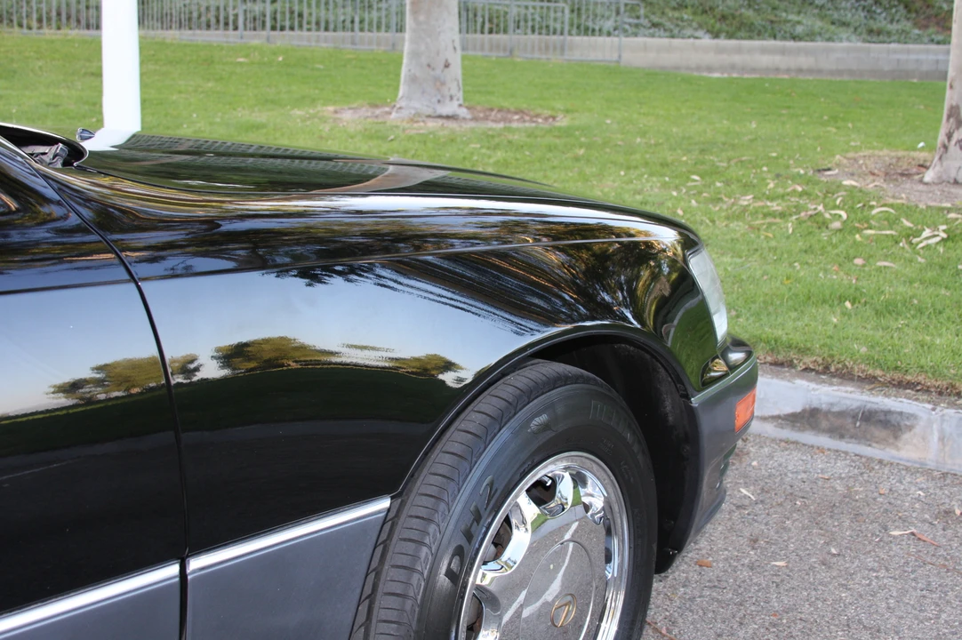 1993 Lexus LS 1st Gen - Image 17 of 31