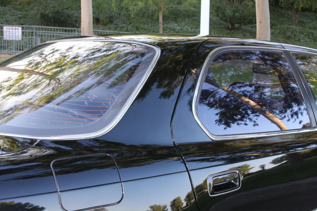 1993 Lexus LS 1st Gen - Image 14 of 31