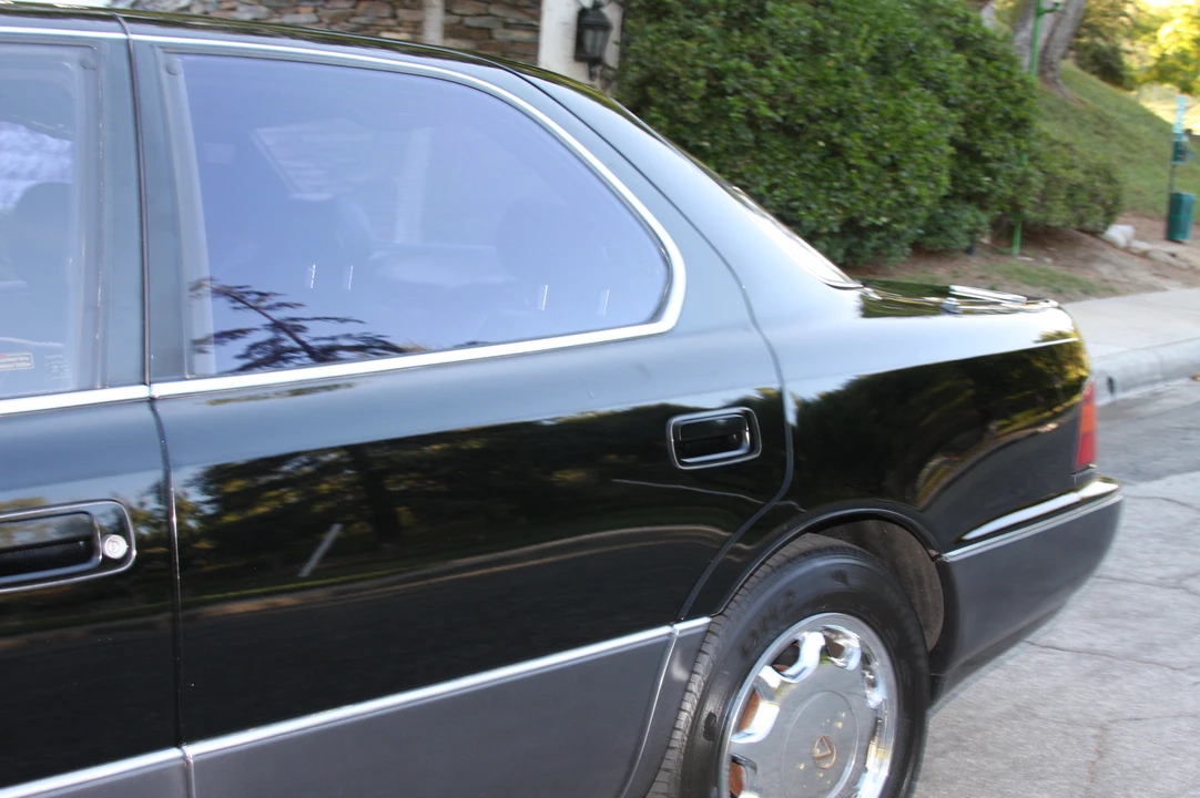1993 Lexus LS 1st Gen - Image 30 of 31