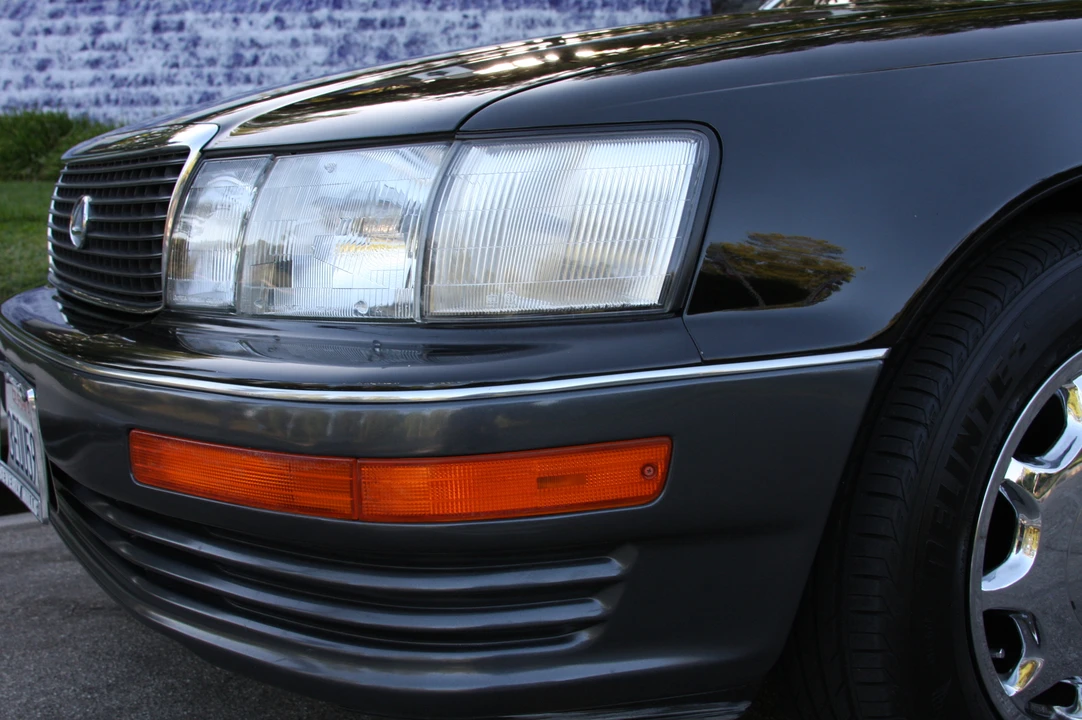 1993 Lexus LS 1st Gen - Image 25 of 31