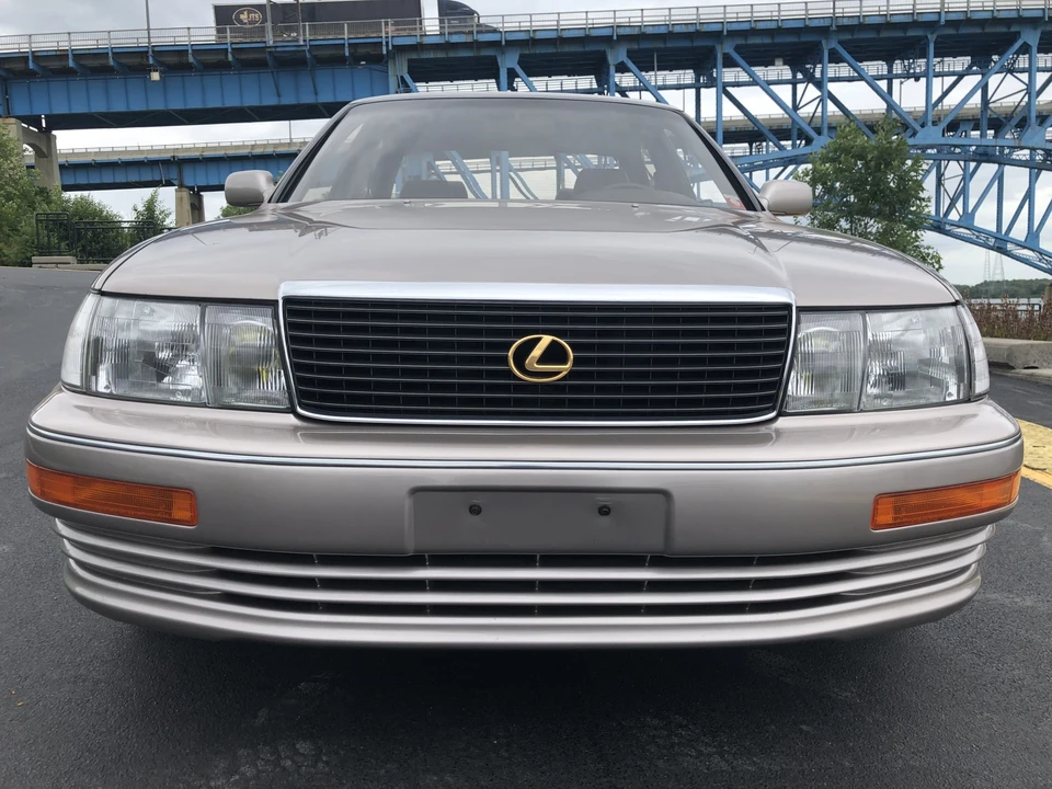 1993 Lexus LS 1st Gen - Image 7 of 31