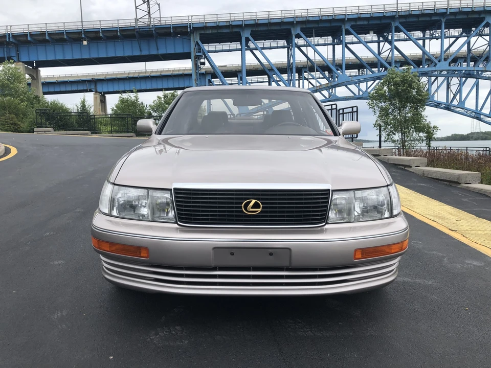 1993 Lexus LS 1st Gen - Image 6 of 31