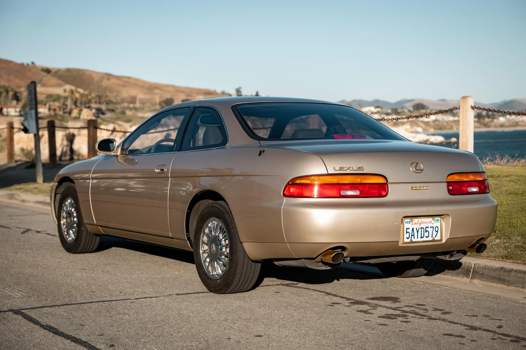 1993 Lexus SC400 - Image 9 of 24