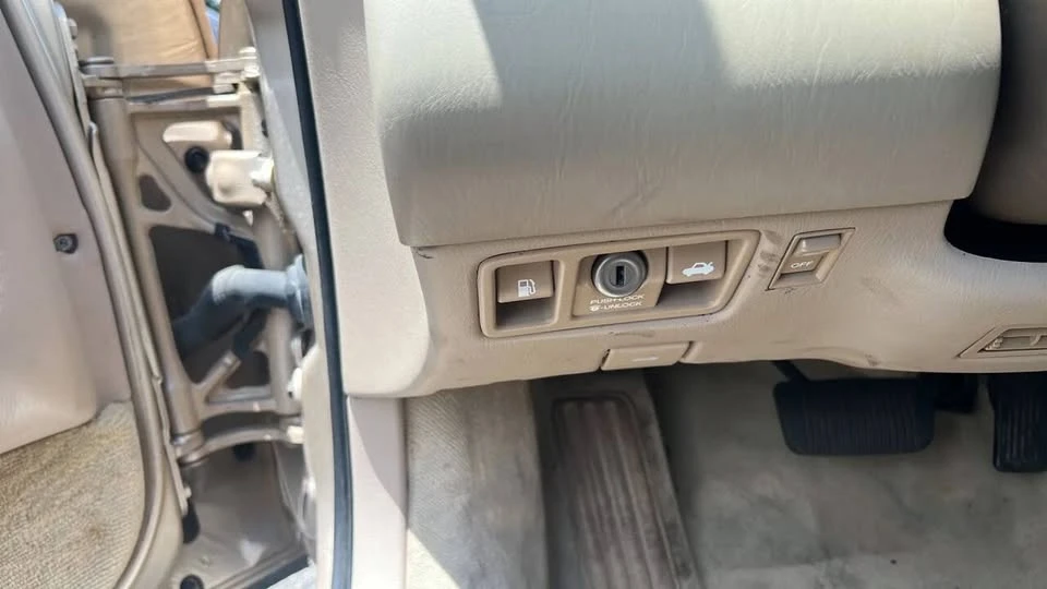 1993 Lexus SC400 - Image 15 of 20