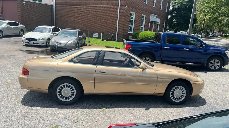 1993 Lexus SC400 - Image 4 of 20
