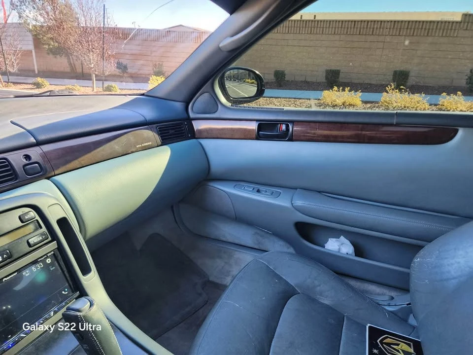 1993 Lexus SC400 - Image 9 of 17