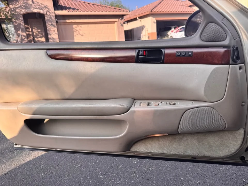1993 Lexus SC400 - Image 8 of 11