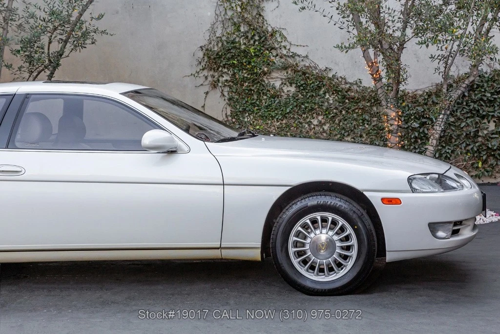 1993 Lexus SC400 - Image 10 of 12