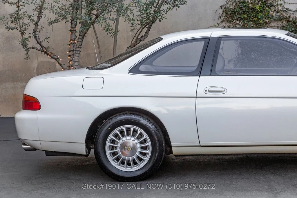1993 Lexus SC400 - Image 11 of 12