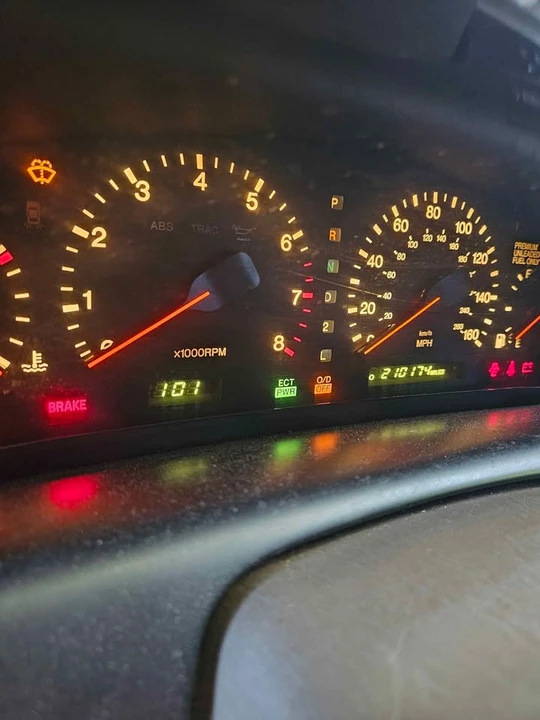 1993 Lexus SC400 - Image 2 of 13