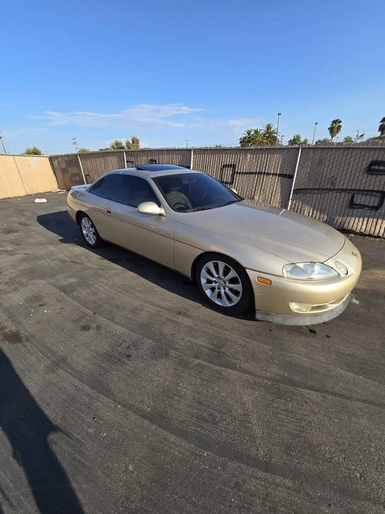 1993 Lexus SC400 - Image 2 of 16