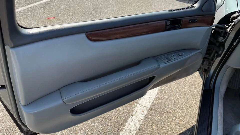 1993 Lexus SC400 - Image 8 of 10