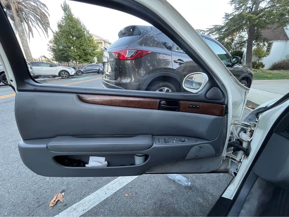 1993 Lexus SC400 - Image 3 of 12