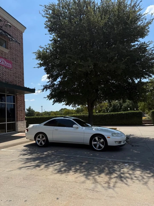 1993 Lexus SC400 - Image 4 of 19