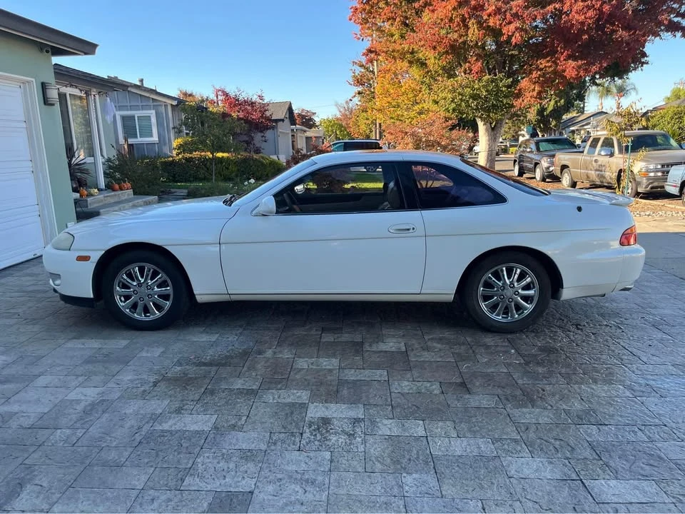 1993 Lexus SC400 - Image 2 of 12