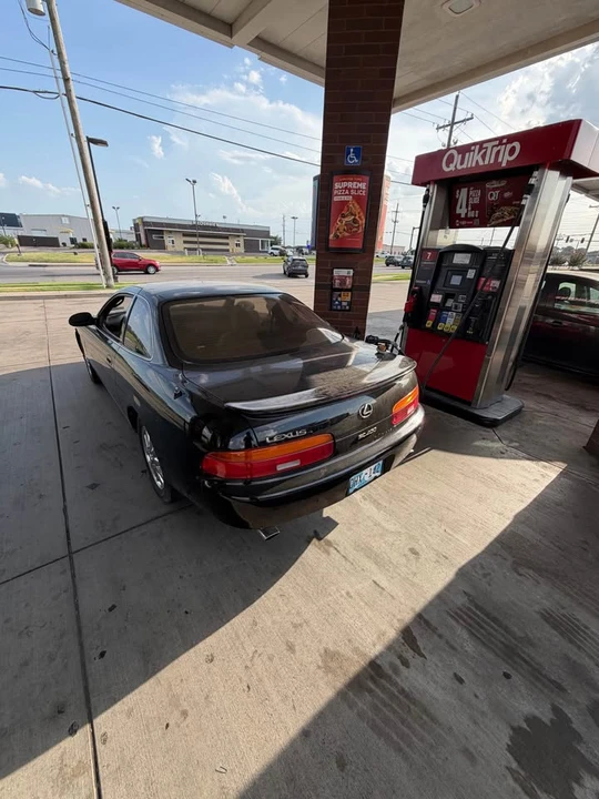 1993 Lexus SC400 - Image 3 of 15