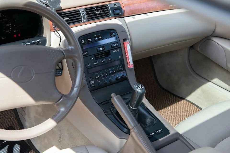 1993 Lexus SC - Image 10 of 20
