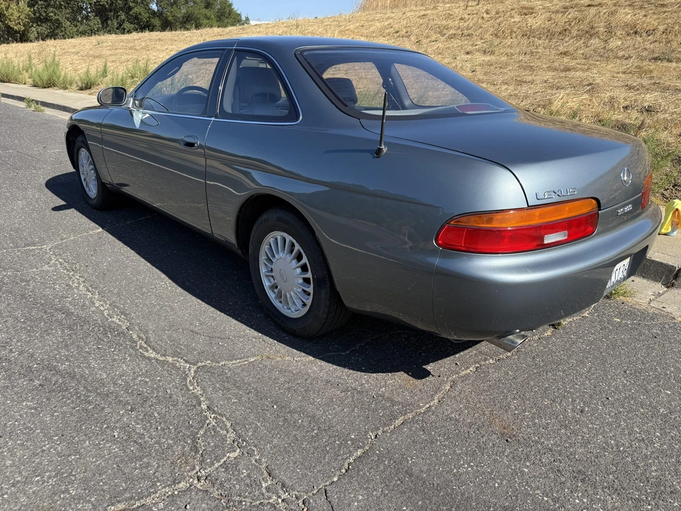 1993 Lexus SC400 - Image 23 of 31
