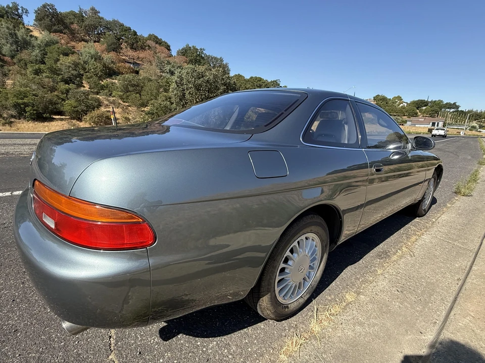 1993 Lexus SC400 - Image 21 of 31