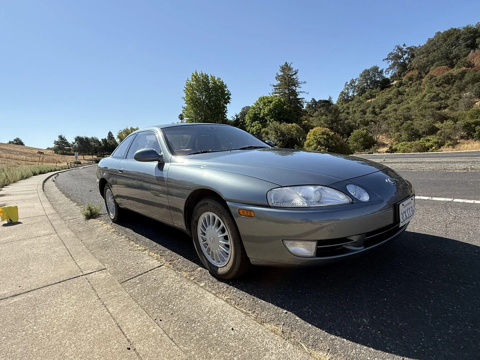1993 Lexus SC400 - Image 17 of 31