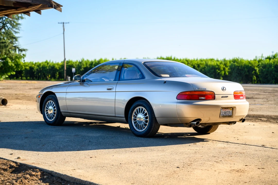 1993 Lexus SC400 - Image 17 of 31