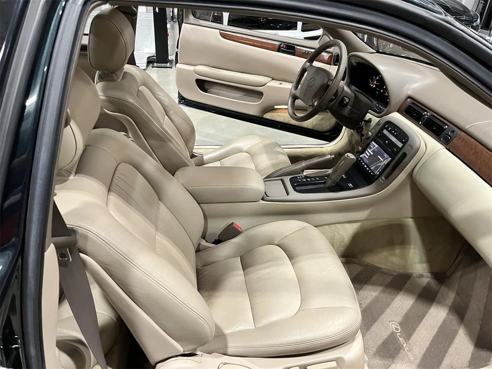 1993 Lexus SC400 - Image 9 of 12