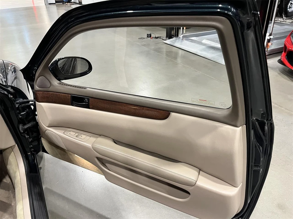 1993 Lexus SC400 - Image 8 of 12