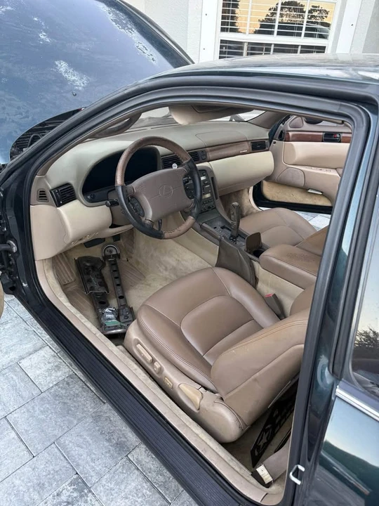 1993 Lexus SC400 - Image 5 of 10