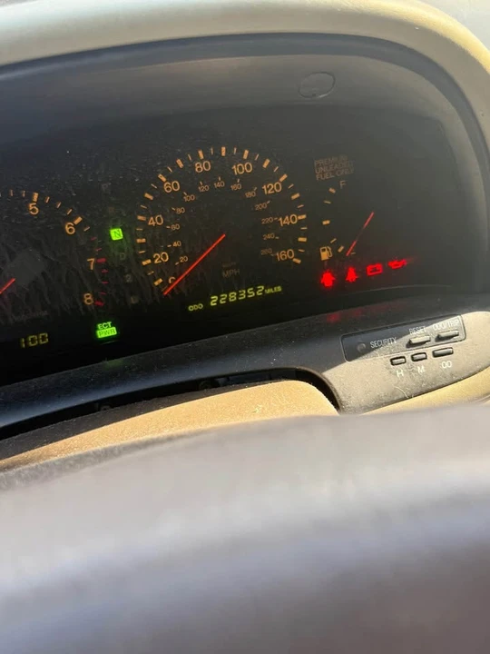 1993 Lexus SC400 - Image 8 of 10