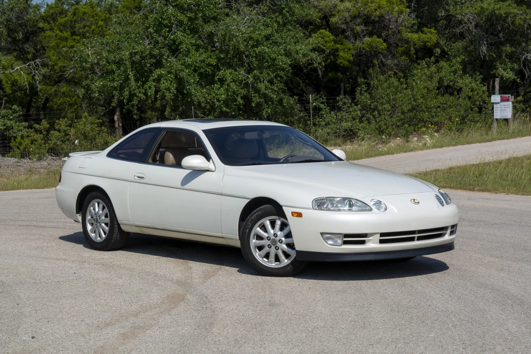 1993 Lexus SC400 - Image 3 of 31