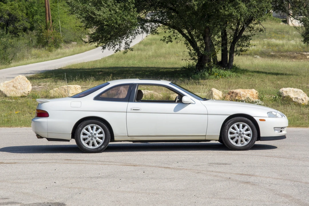 1993 Lexus SC400 - Image 21 of 31