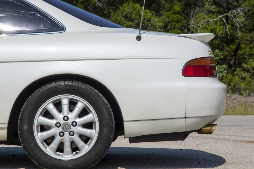 1993 Lexus SC400 - Image 25 of 31