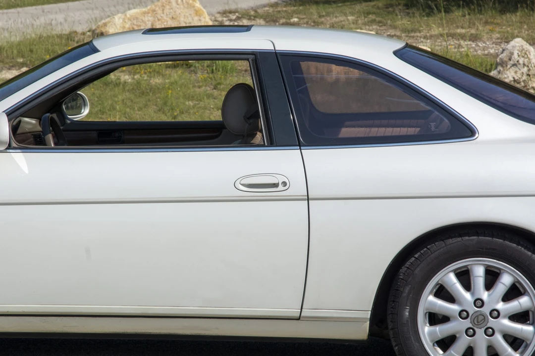 1993 Lexus SC400 - Image 28 of 31