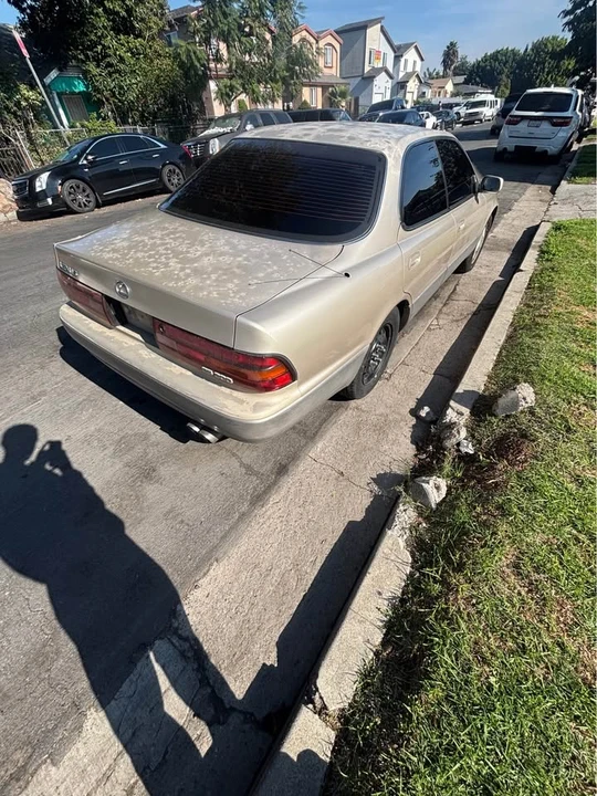 1993 Lexus ES 2nd Gen - Image 3 of 8