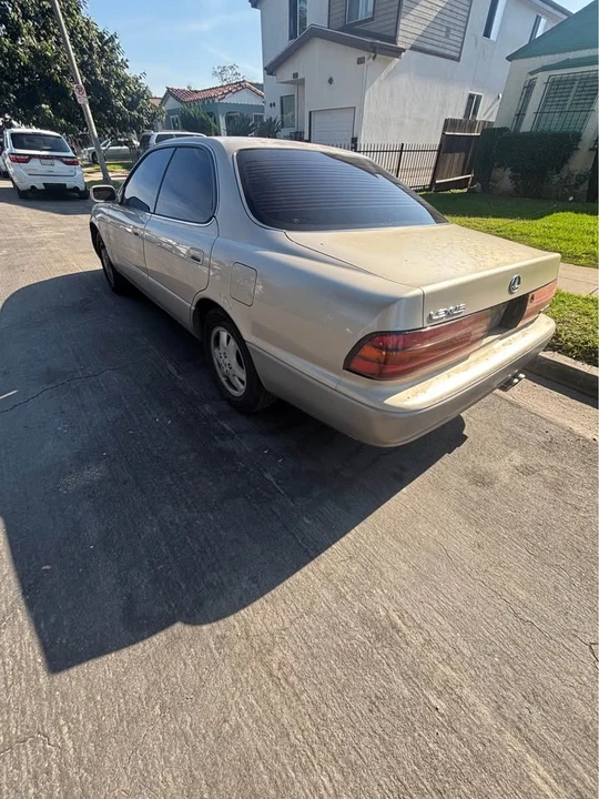 1993 Lexus ES 2nd Gen - Image 4 of 8