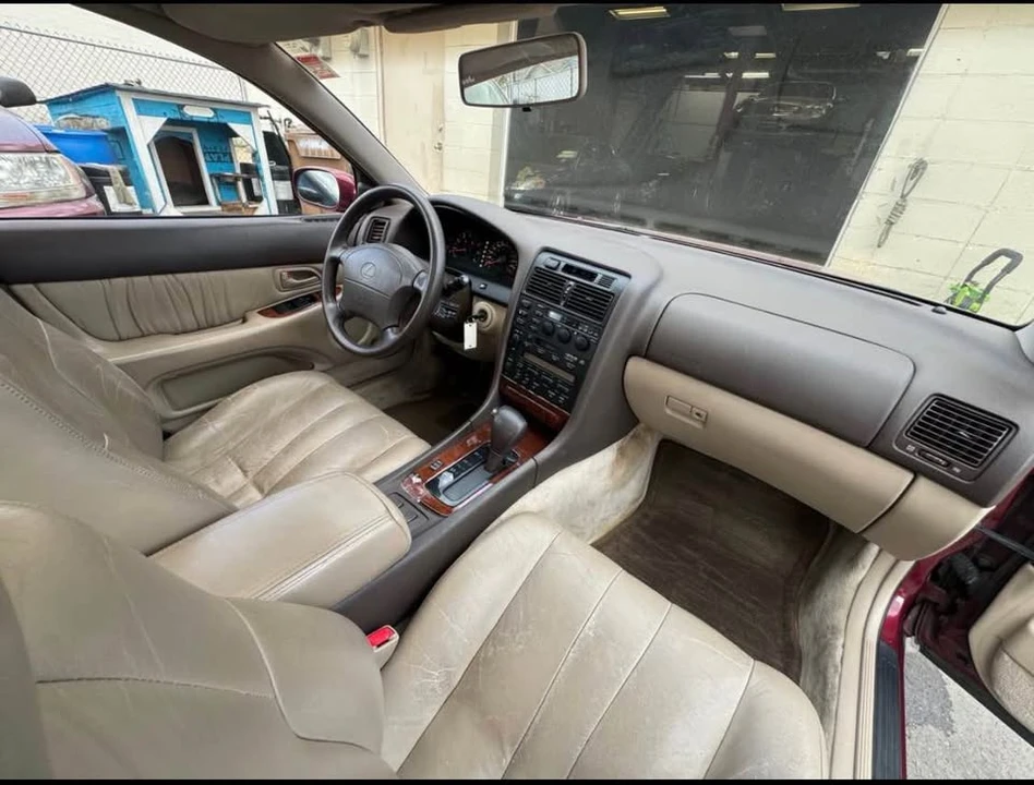 1993 Lexus GS 1st Gen - Image 16 of 19
