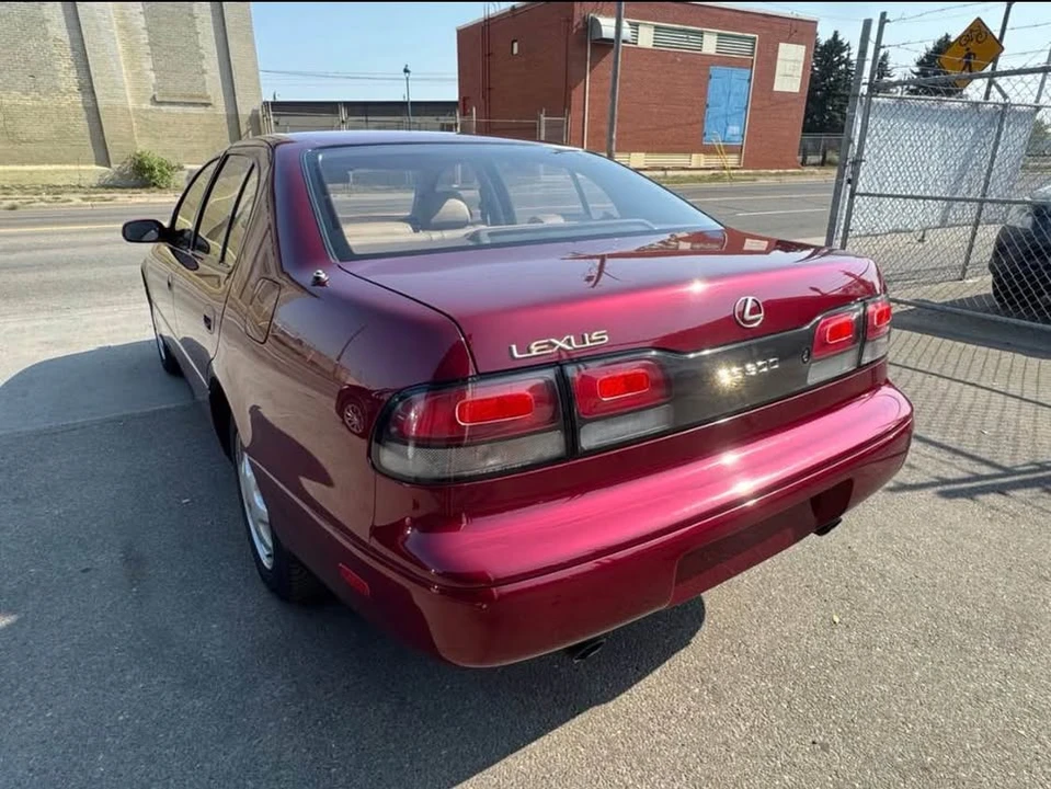 1993 Lexus GS 1st Gen - Image 9 of 19