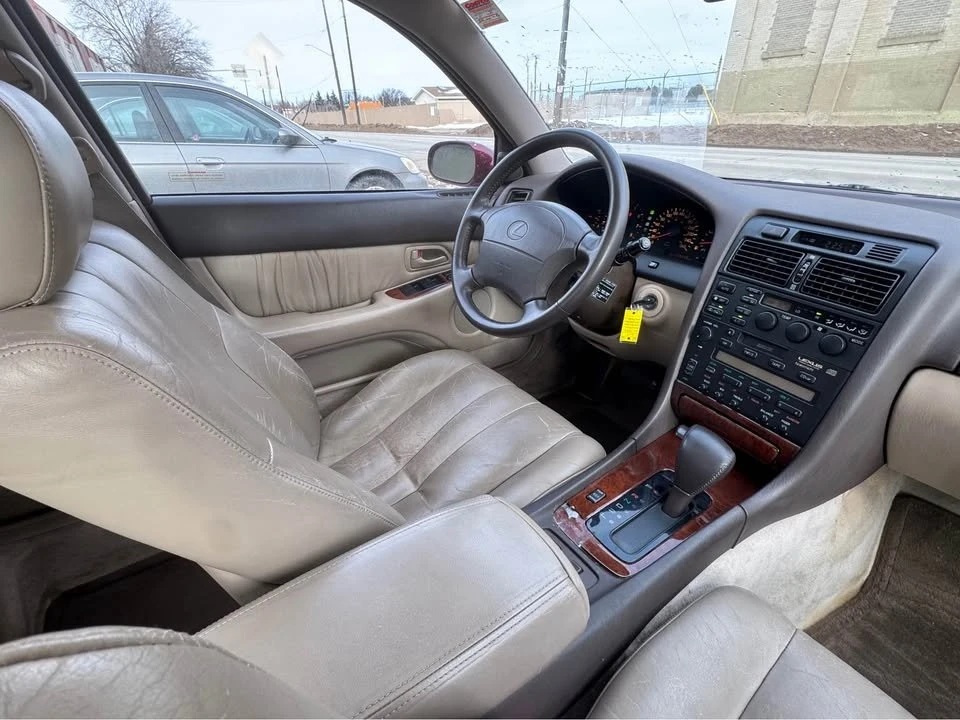1993 Lexus GS 1st Gen - Image 18 of 19